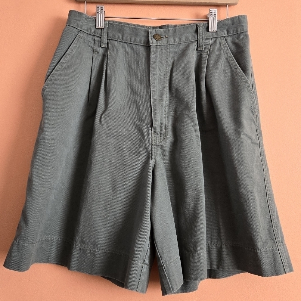 Vintage Mountain Equipment Co-op (MEC) Green High-Waisted Shorts - 14